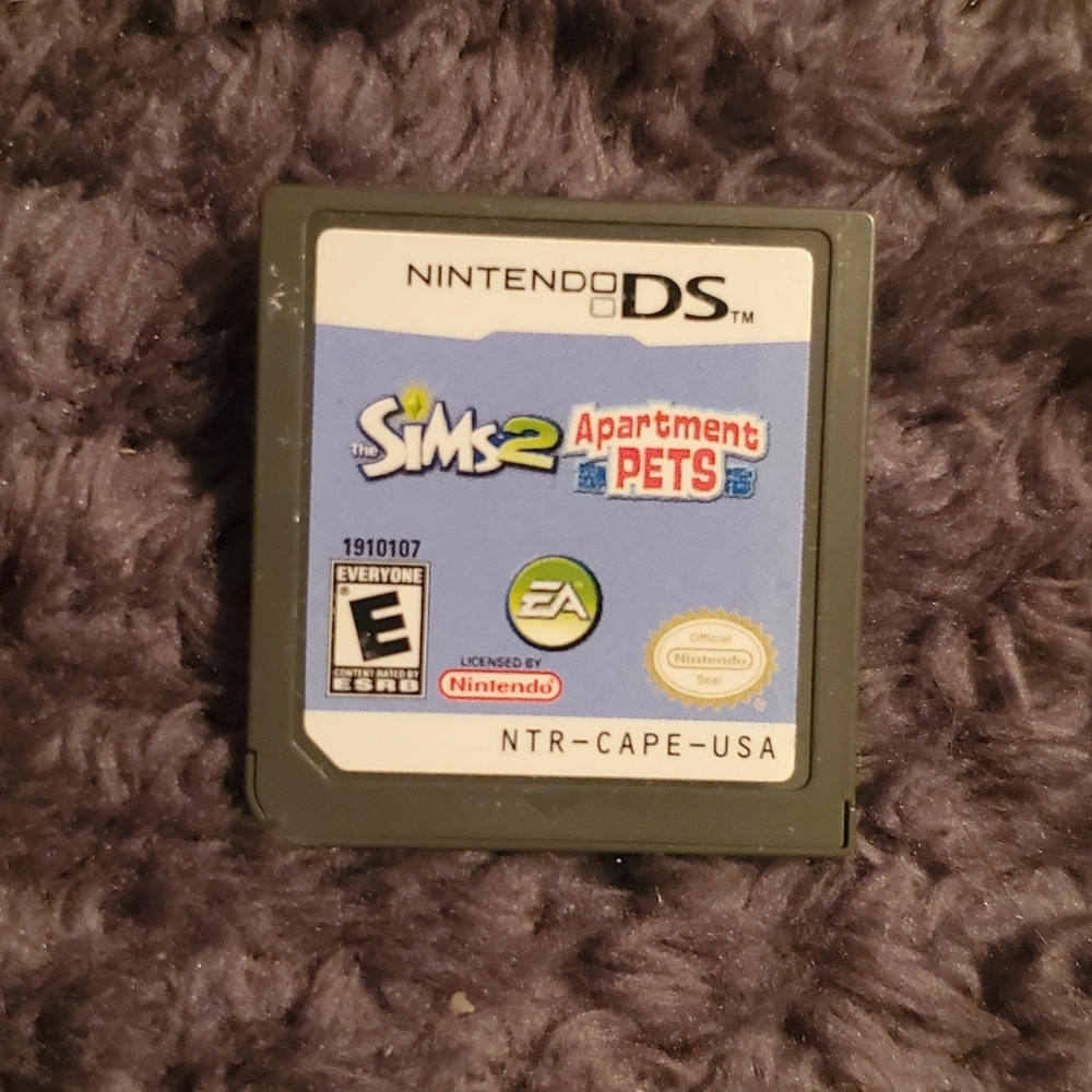The Sims 2 Apartment Pets for Nintendo DS